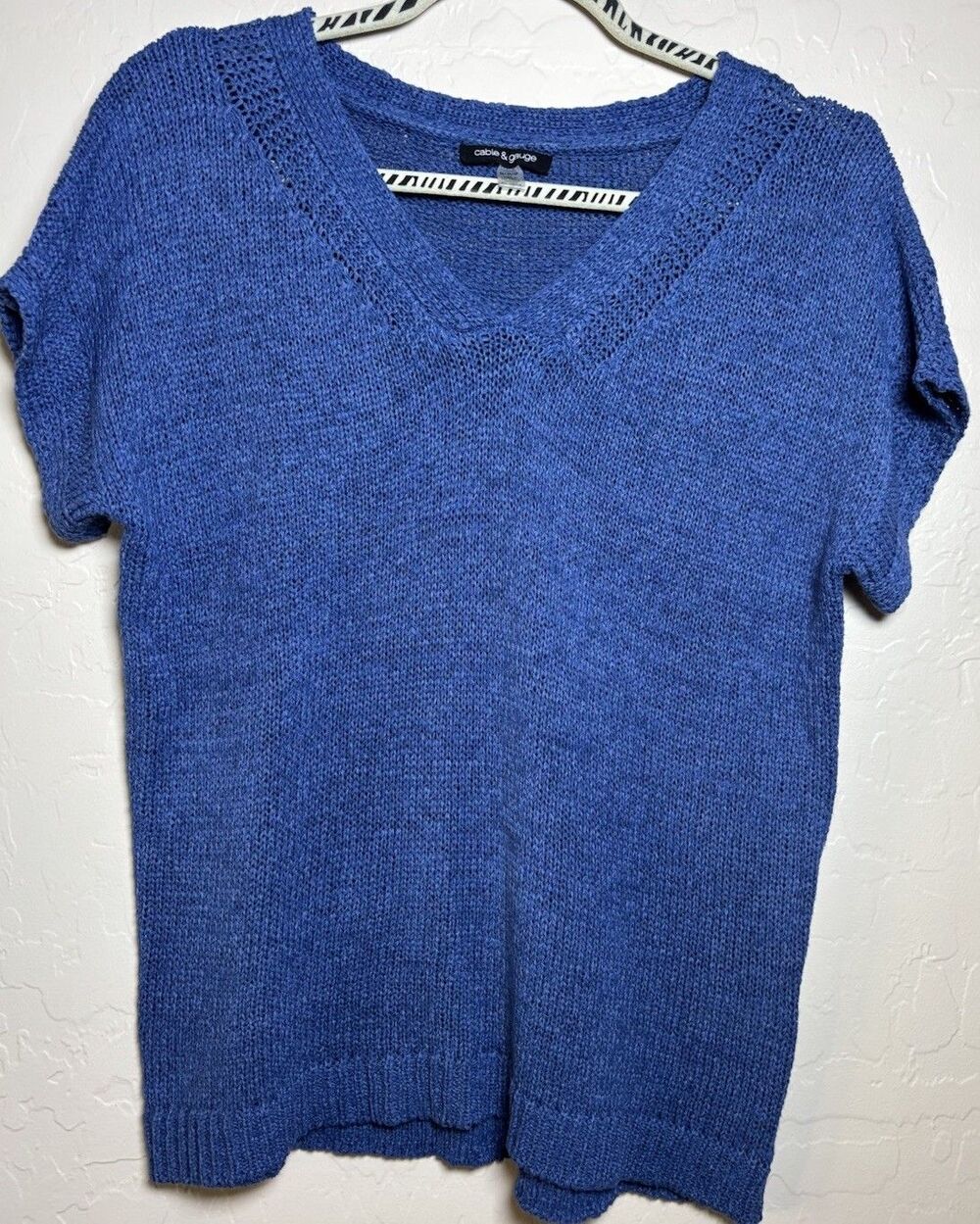 Cable & Gauge Womens M Royal Blue V Neck Short Sleeve Knit Sweater Open Knit